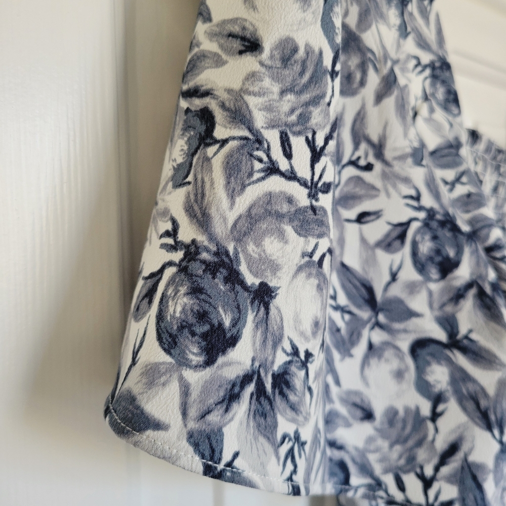 Abercrombie & Fitch Top - Picture 9 of 9